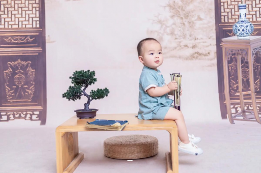 陇南宝宝几个月可以笑出声